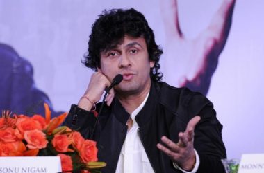 Every issue doesn't need quarrelling: Sonu Nigam to Sona Mohapatra