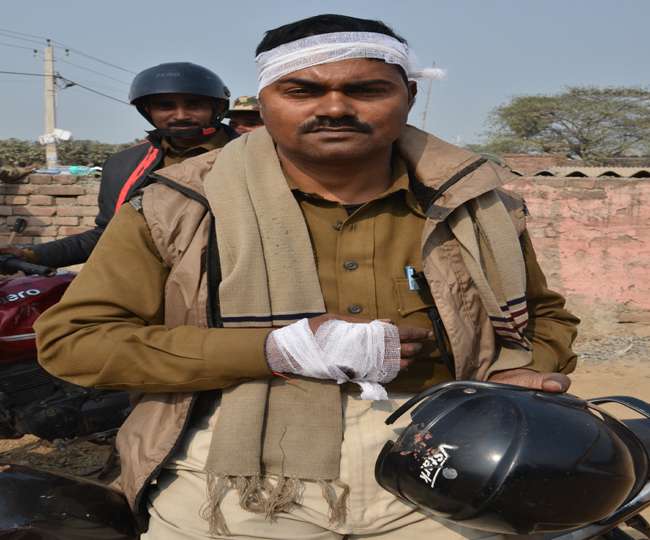 Bihar: Violent mob injures 12 cops during land acquisition drive in Patna
