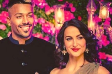 Elli AvRam lashes out at reports suggesting marriage with cricketer Hardik Pandya