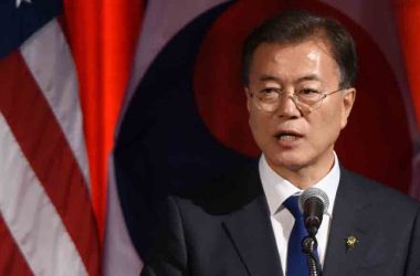 Moon replaces top aides amid surveillance controversy