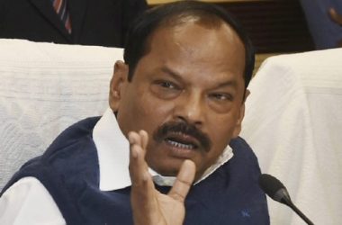 Jharkhand CM Raghubar Das marches with soil from homes of martyrs