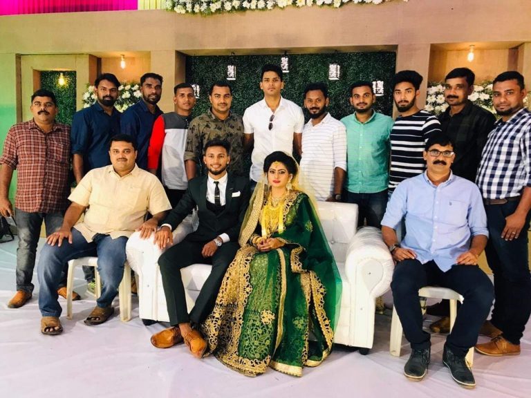 #5MinuteAur: Kerala groom chooses football match over wedding, asks bride to "Excuse For 5 Minutes'