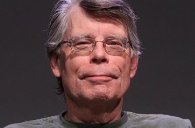 Stephen King saves the day after local paper cuts regional book reviews