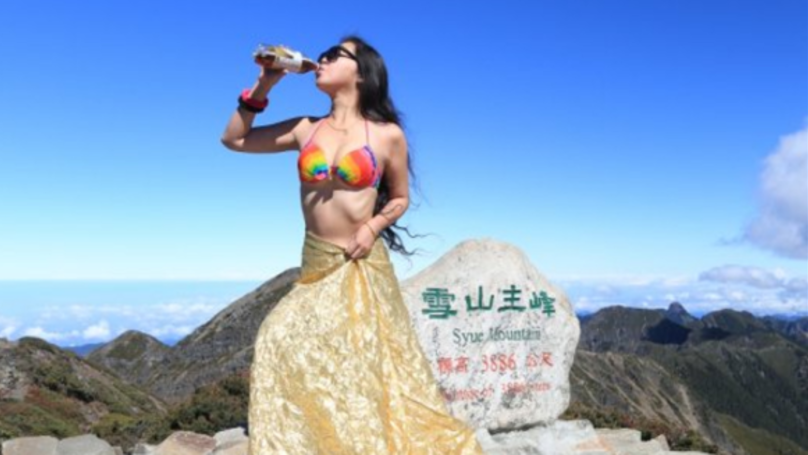 Bikini mountaineer Gigi Wu freezes to death on trek to Taiwan