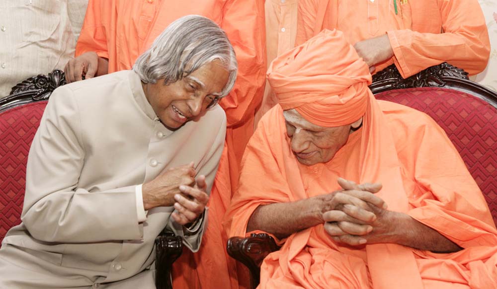 In giving, you receive happiness”: Abdul Kalam's poem for Shivakumara Swamiji