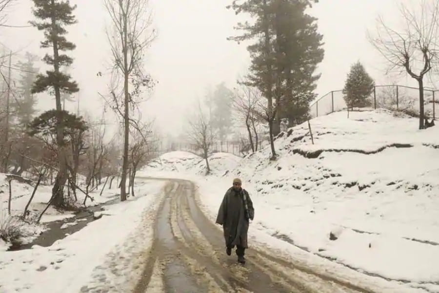 Severe cold wave in Kashmir Valley, Ladakh