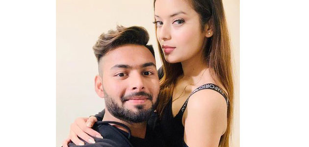 Rishabh Pant shares adorable picture with girlfriend on Instagram