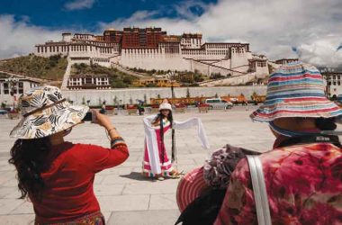 Tibet receives over 30 million tourists in 2018