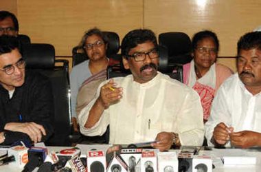 Jharkhand: Hemant Soren likely to ditch Congress and go all alone