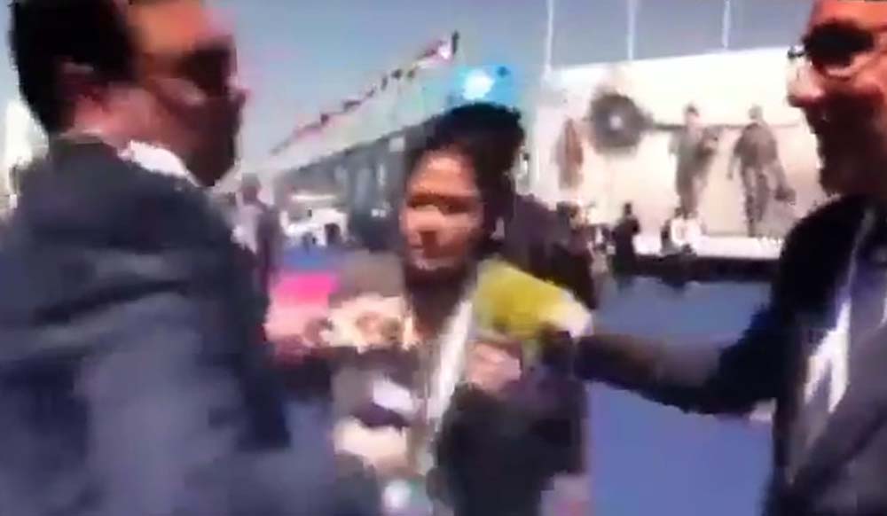 Times Now reporter apologises to WION journalist for manhandling amid interview