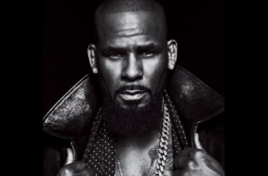 R. Kelly released after pleading not guilty to 10 sexual abuse charges