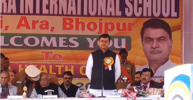 BJP minister RK Singh targets Bihar's health system, calls doctors "Kaamchor"