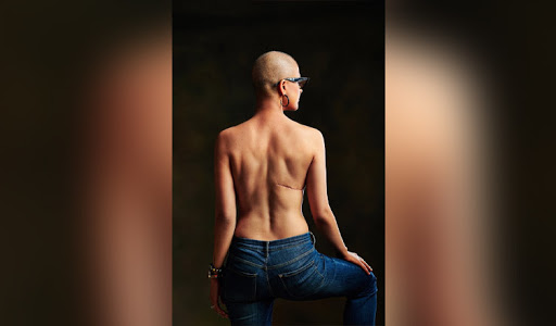 Tahira Kashyap posts a bold photo message on World Cancer Day