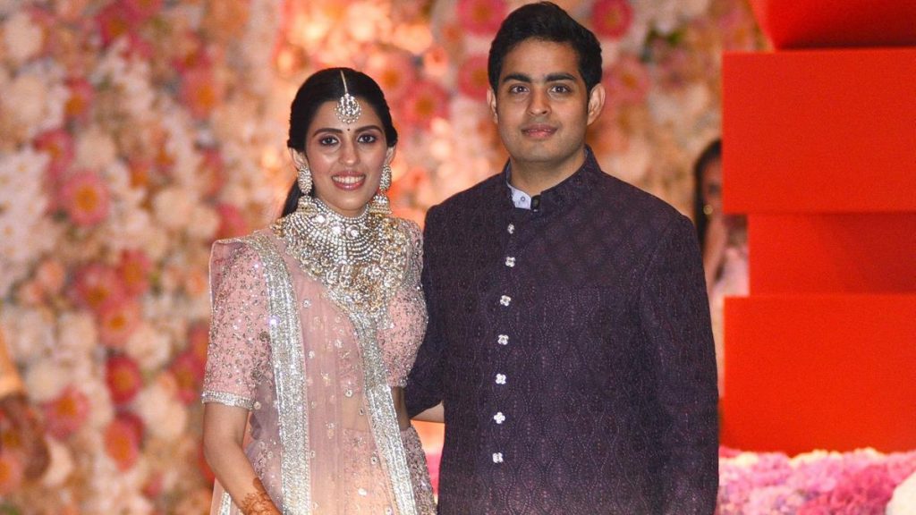 Here are inside details of Akash Ambani's bachelor party in Switzerland!