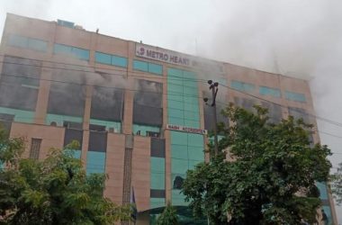 Noida: Massive fire breaks out at Metro Hospital in Sector 12; several feared injured