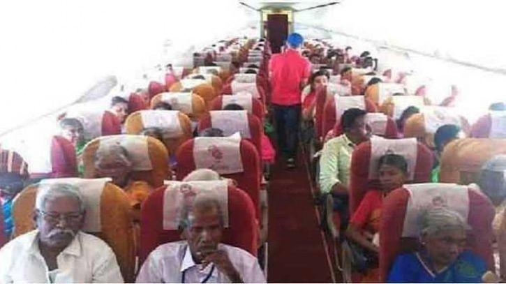 Coimbatore businessman spends Rs 4 lakh, gifts first flight experience to 120 elderly people