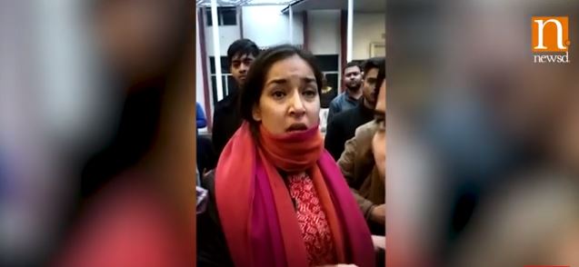 Watch: Goons beat Jamia Millia Islamia girl students; victims claim 'HoD involved'