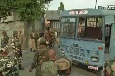 8 CRPF troopers die in militant attack in Kashmir