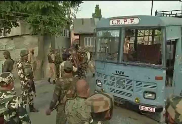 8 CRPF troopers die in militant attack in Kashmir