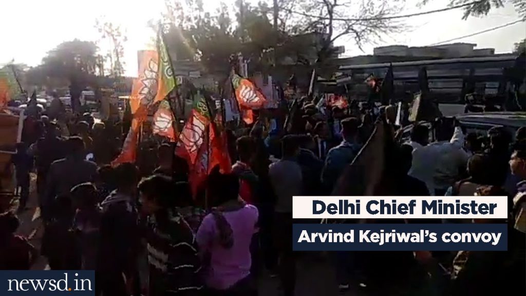 VIDEO: Mob with sticks in hand attack Delhi CM Arvind Kejriwal’s convoy