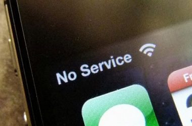 Mobile internet services suspended in Srinagar ahead of Modi's visit