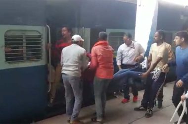 Watch: Man saves passenger from slipping under running train in Agra