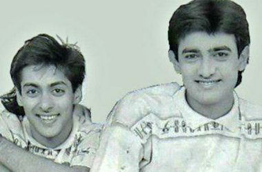 Checkout these unseen pics of Aamir Khan from his younger days