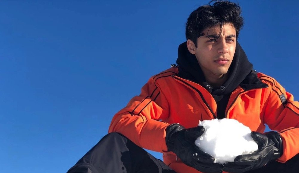 SRK's son Aryan channels inner 'Narcos' on French holiday