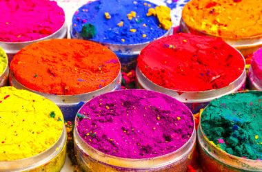 Holi 2019: 6 DIY colours to use this Holi for a safe and healthy skin