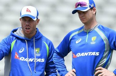 Steve Smith, David Warner reunite with Australian cricket team