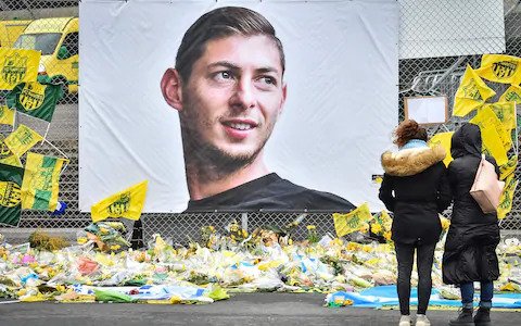 Footballer Emiliano Sala crash pilot 'not qualified to fly at night'