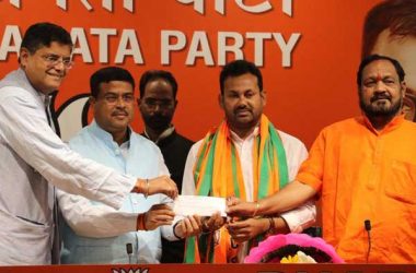 Odisha: Ex-Congress MLA Prakash Chandra Behera joins BJP
