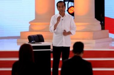 Indonesia Election: President Widodo leads in early vote count
