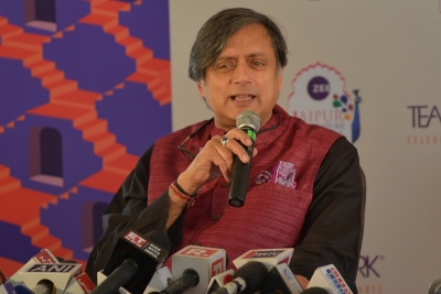 Delhi court allows Shashi Tharoor to travel to US