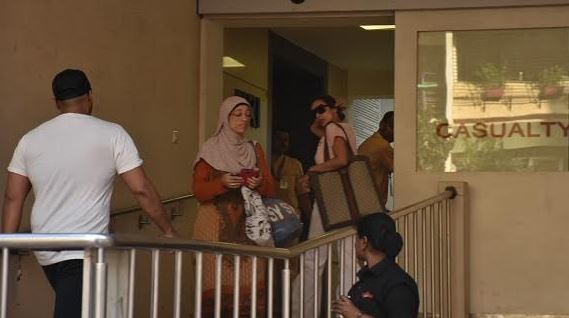 Malaika Arora and Arjun Kapoor spotted entering a hospital