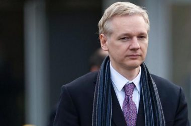 Wikileaks founder Julian Assange arrested in London
