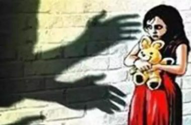 Gujarat: Courageous girls escape as kidnappers get down for snacks