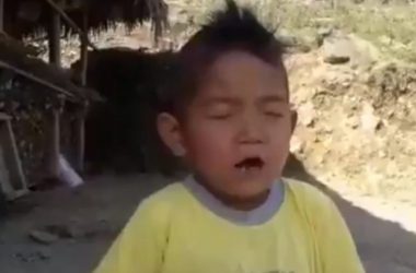 Watch: Arunachal kid fumbles cutely while singing National Anthem, melts netizens hearts