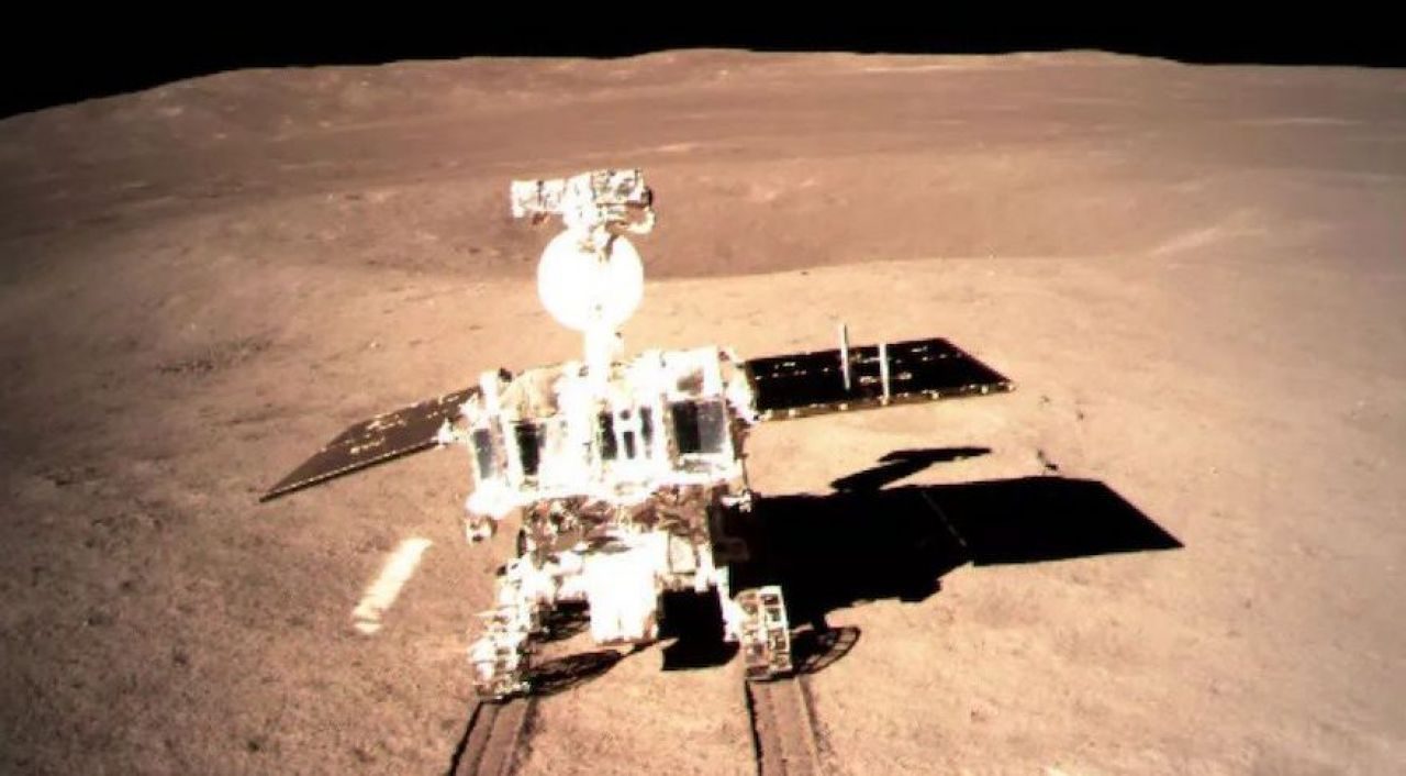 Chinese spacecraft Chang'e-4 reveals far side of Moon's surface