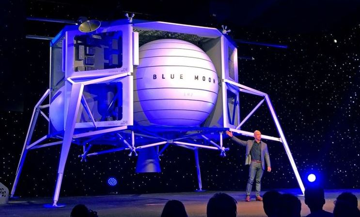 Jeff Bezos unveils Blue Origin's 'Blue Moon' lunar lander