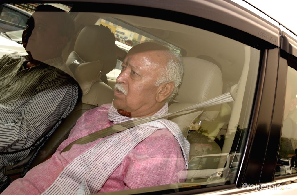 RSS chief Mohan Bhagwat's car overturns in a bid to save cow; one injured