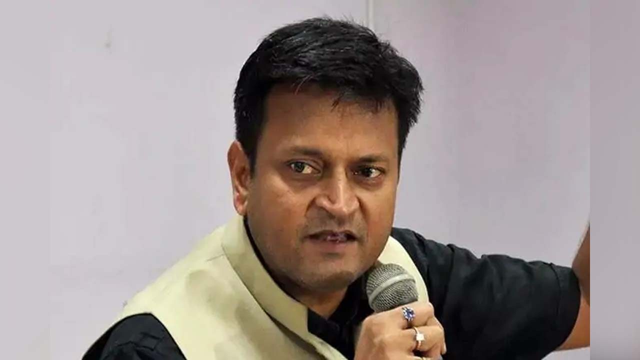 Ajay Alok resigns as JD(U) spokesperson, says doesn’t want to be source of embarrassment for Nitish Kumar