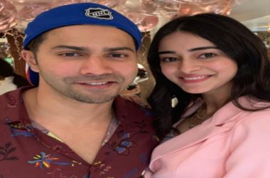 Ananya Panday finds Varun Dhawan hot and can't stop fangirling over him