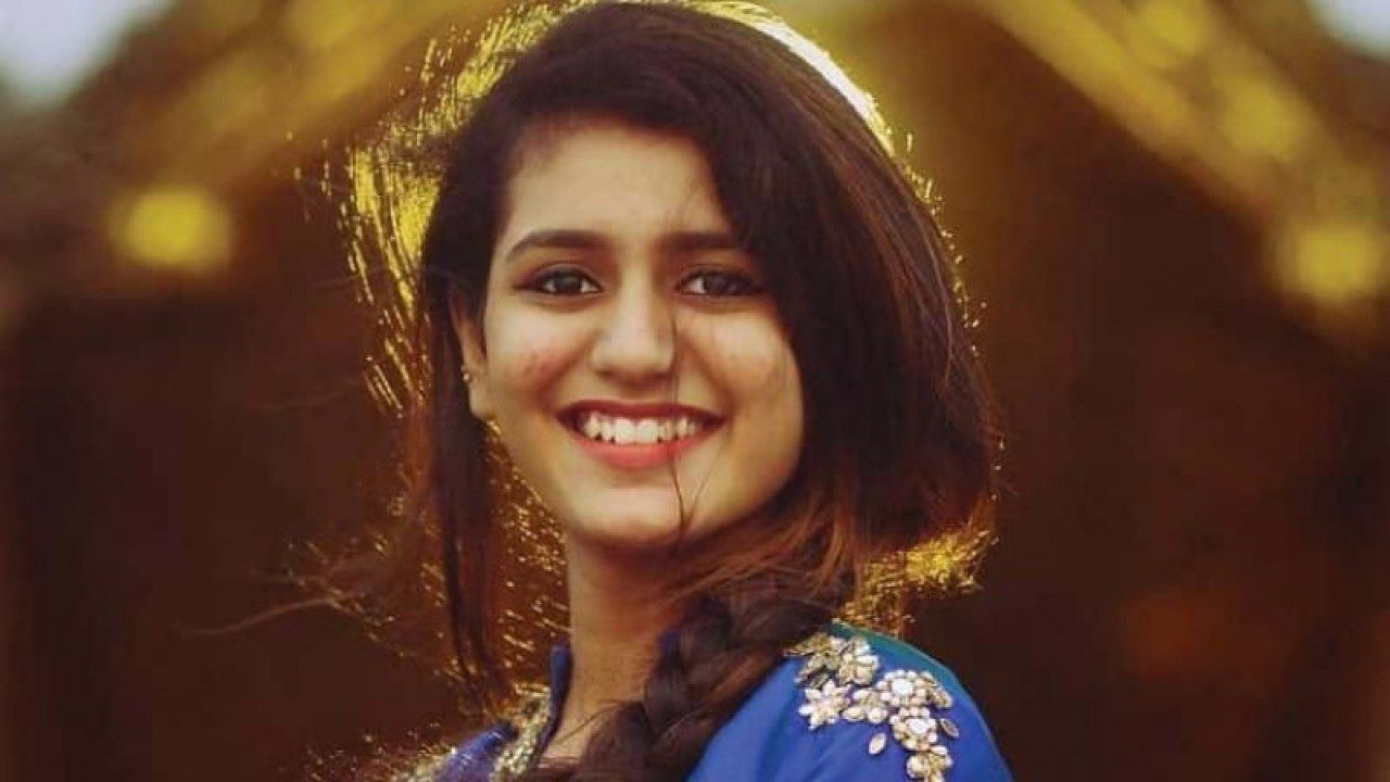 Wink girl Priya Prakash Varrier turns singer for 'Finals'