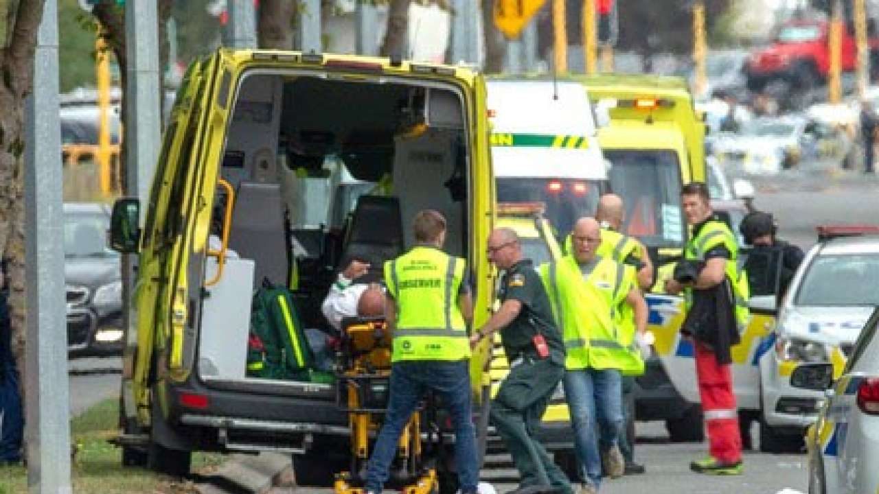 5 killed, 21 injured in mass Texas shooting