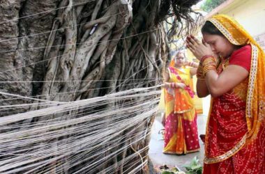 Vat Savitri Vrat 2019: Date, Time, Shubh Muhurat, Puja Vidhi and Vrat Katha to celebrate festival of married women
