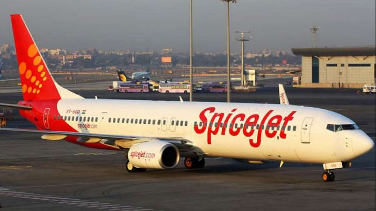 Kolkata: Technician dies after getting stuck in landing gear door of SpiceJet aircraft