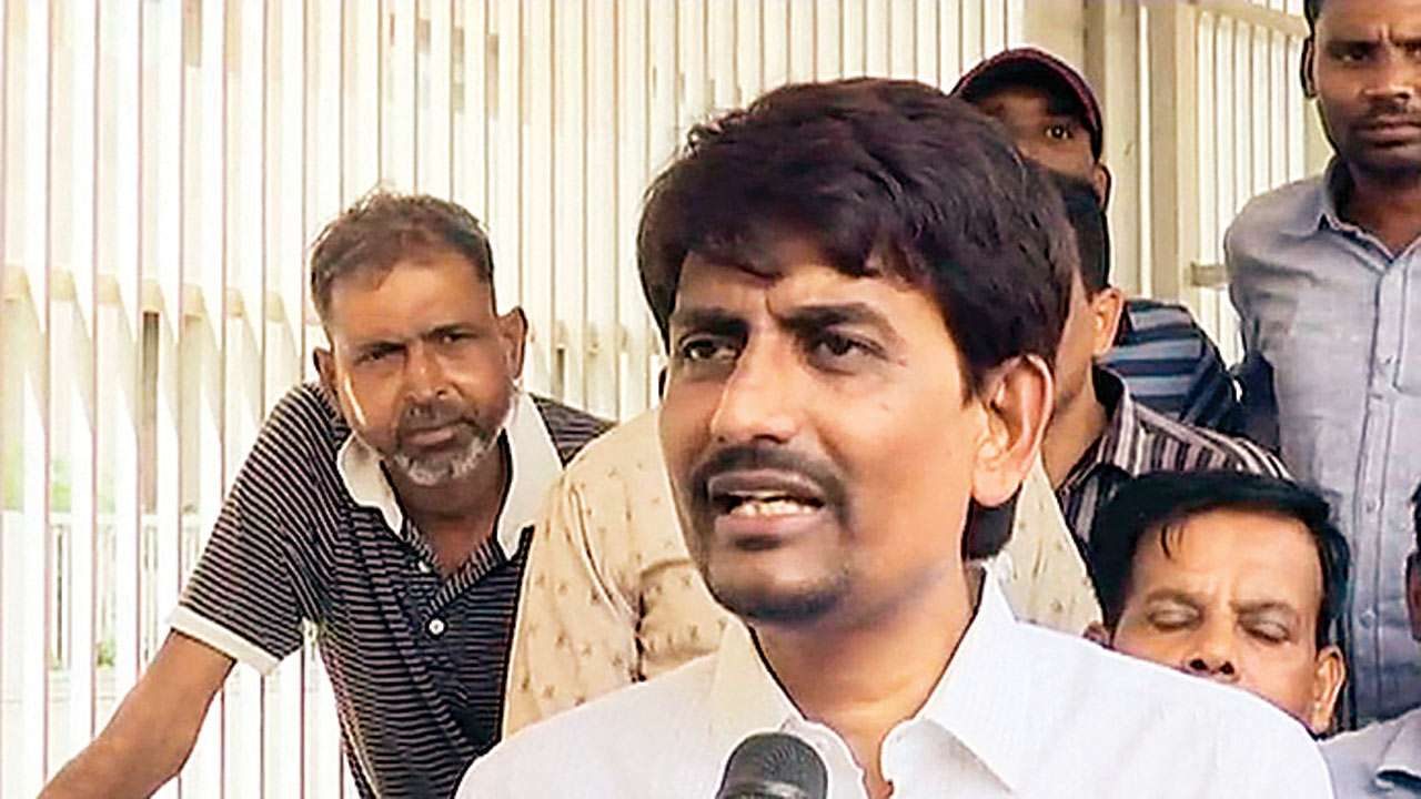 Gujarat: Congress MLAs Alpesh Thakor, Dhavalsinh Zala resign from state assembly; say party humiliated them