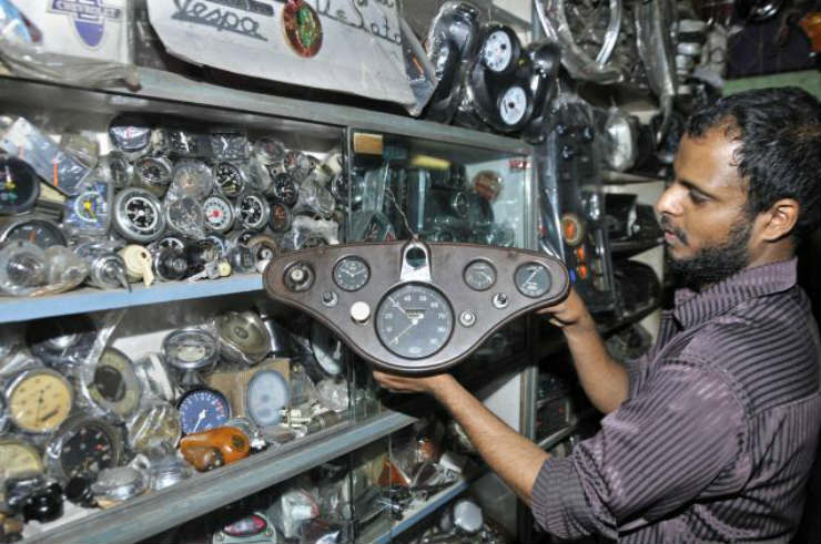 Rajkot: Over 10,000 workers unemployed in 45 days due to fall in auto parts industry