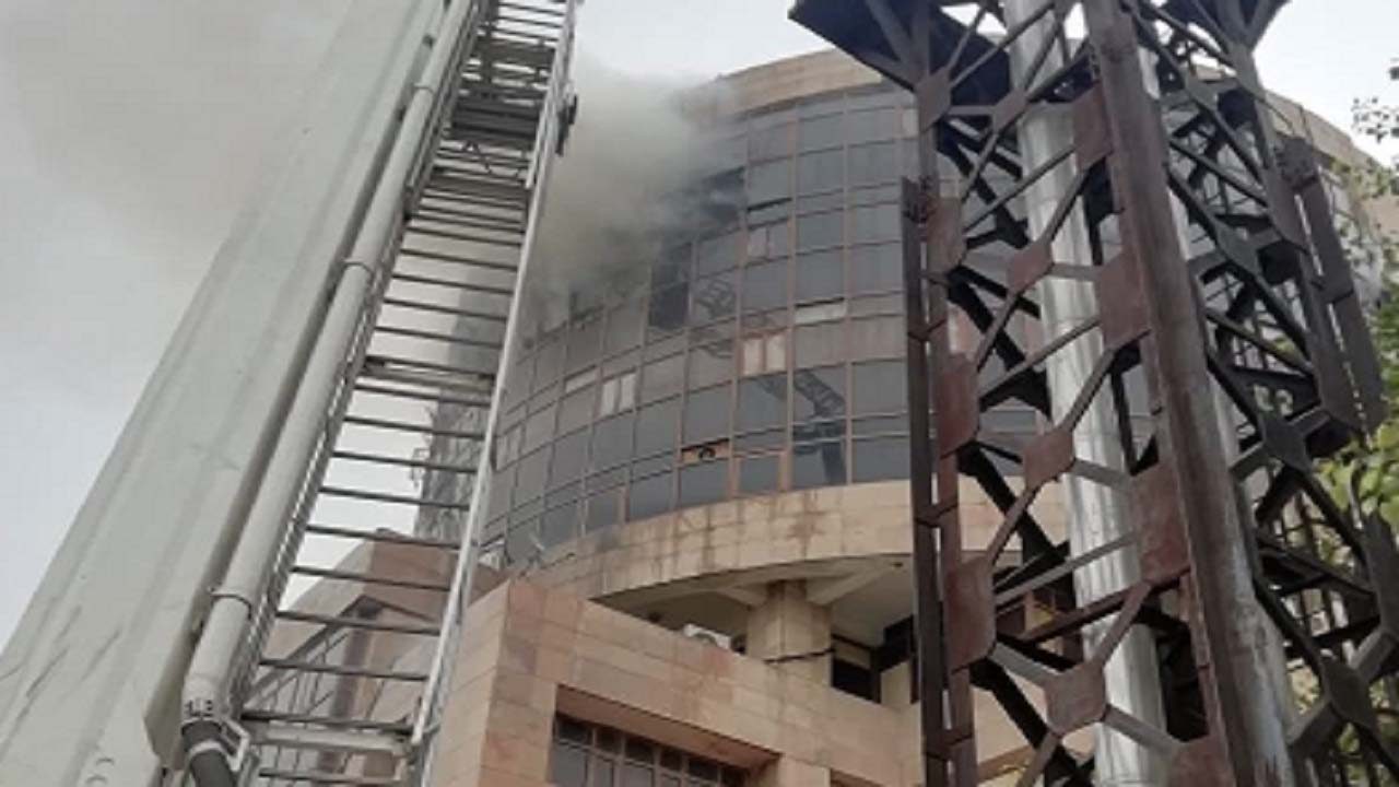 Watch: Massive fire breaks out at DGHS office in Delhi's Karkardooma; 22 fire tenders rushed to spot